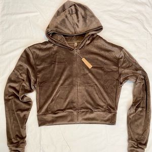 SKIMS VELOUR HOODIE - Size: Medium - Color: Amethyst - NWT